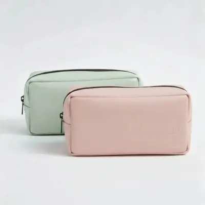 sac-pochette-rectangulaire-en-cuir-végan-rose-et-vert